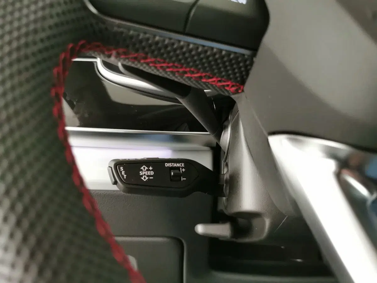 Audi Q8 usata a Chieti (17)