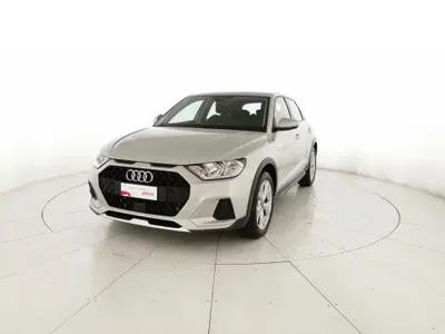 Audi A1 allstreet 30 1.0 tfsi Business 116cv s tronic del 2026 usata a San Giovanni Teatino