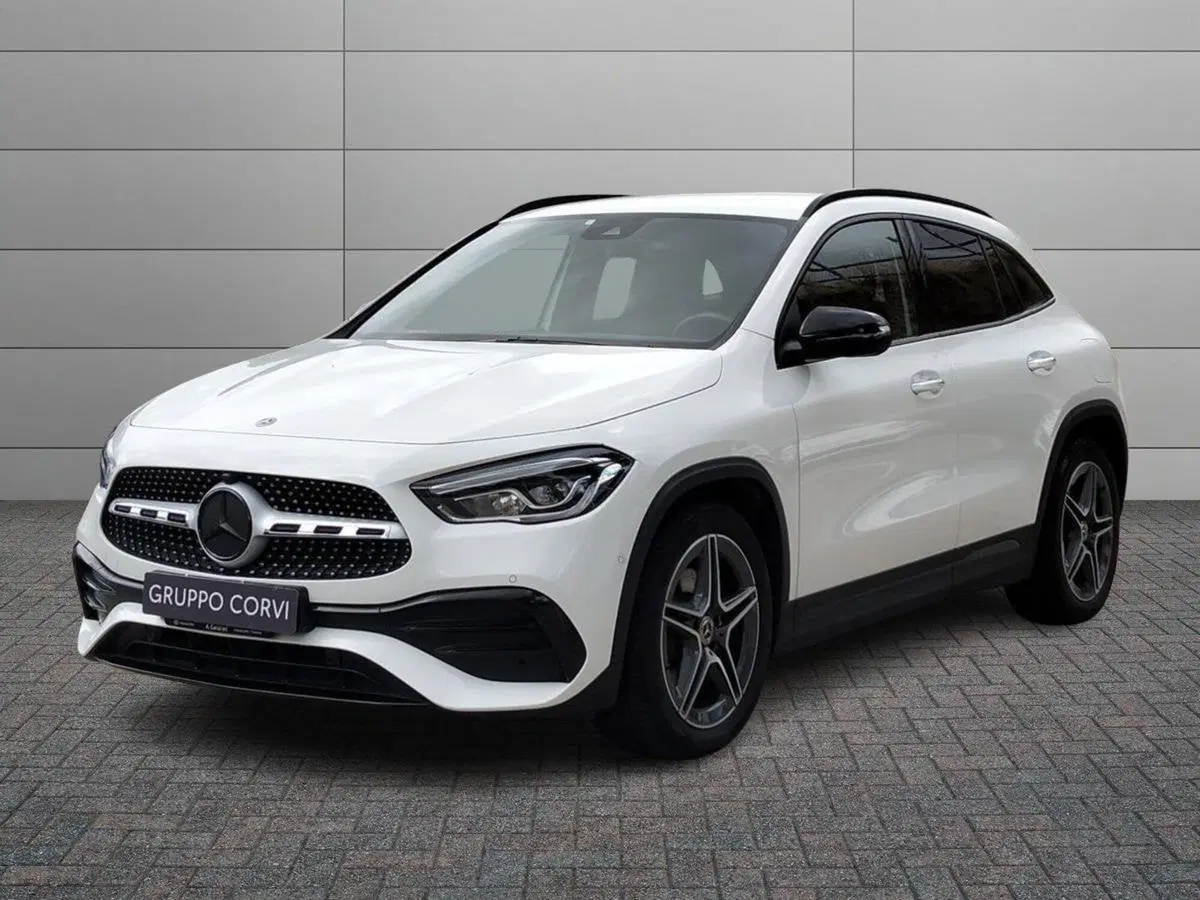 Mercedes-Benz GLA SUV usata a Roma