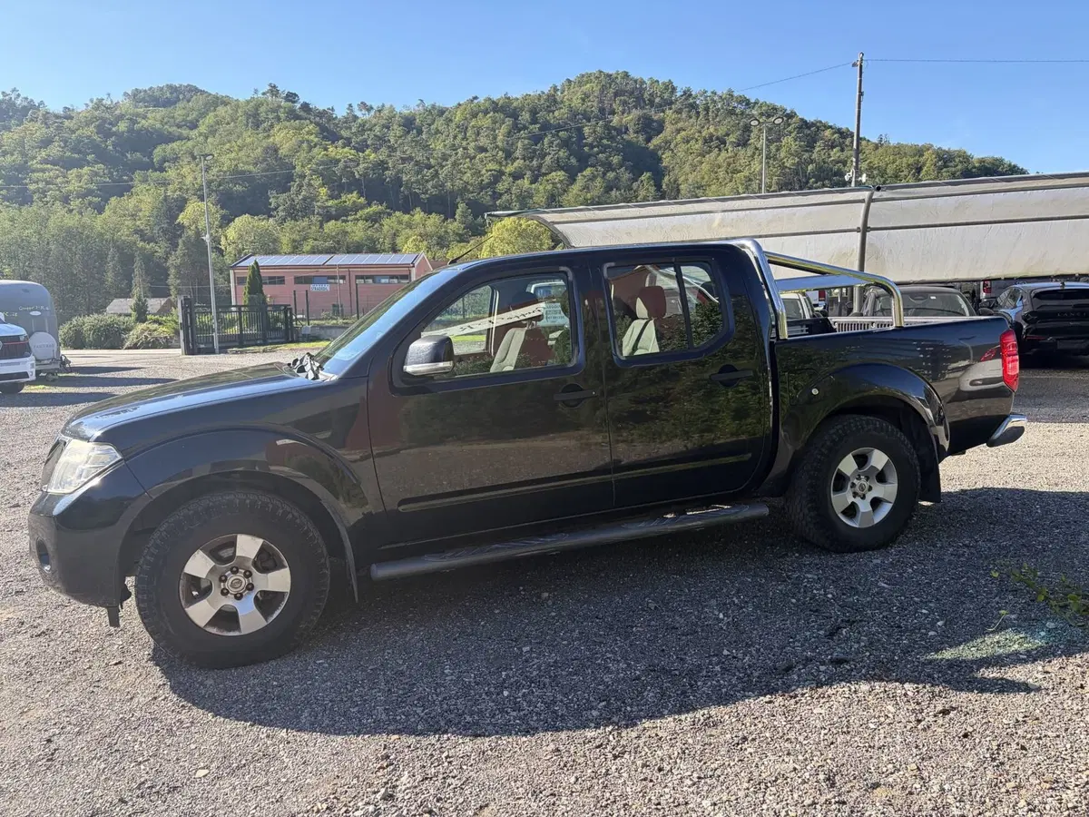 Nissan Navara usata a La Spezia (4)