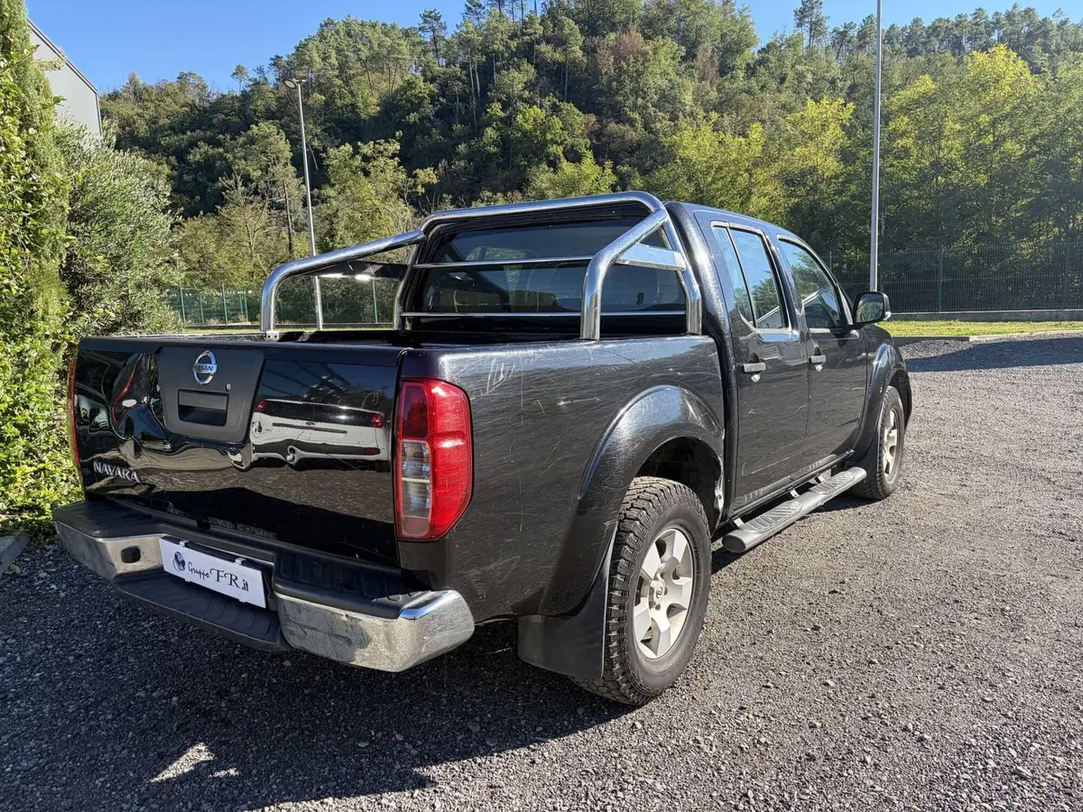Nissan Navara usata a La Spezia (7)