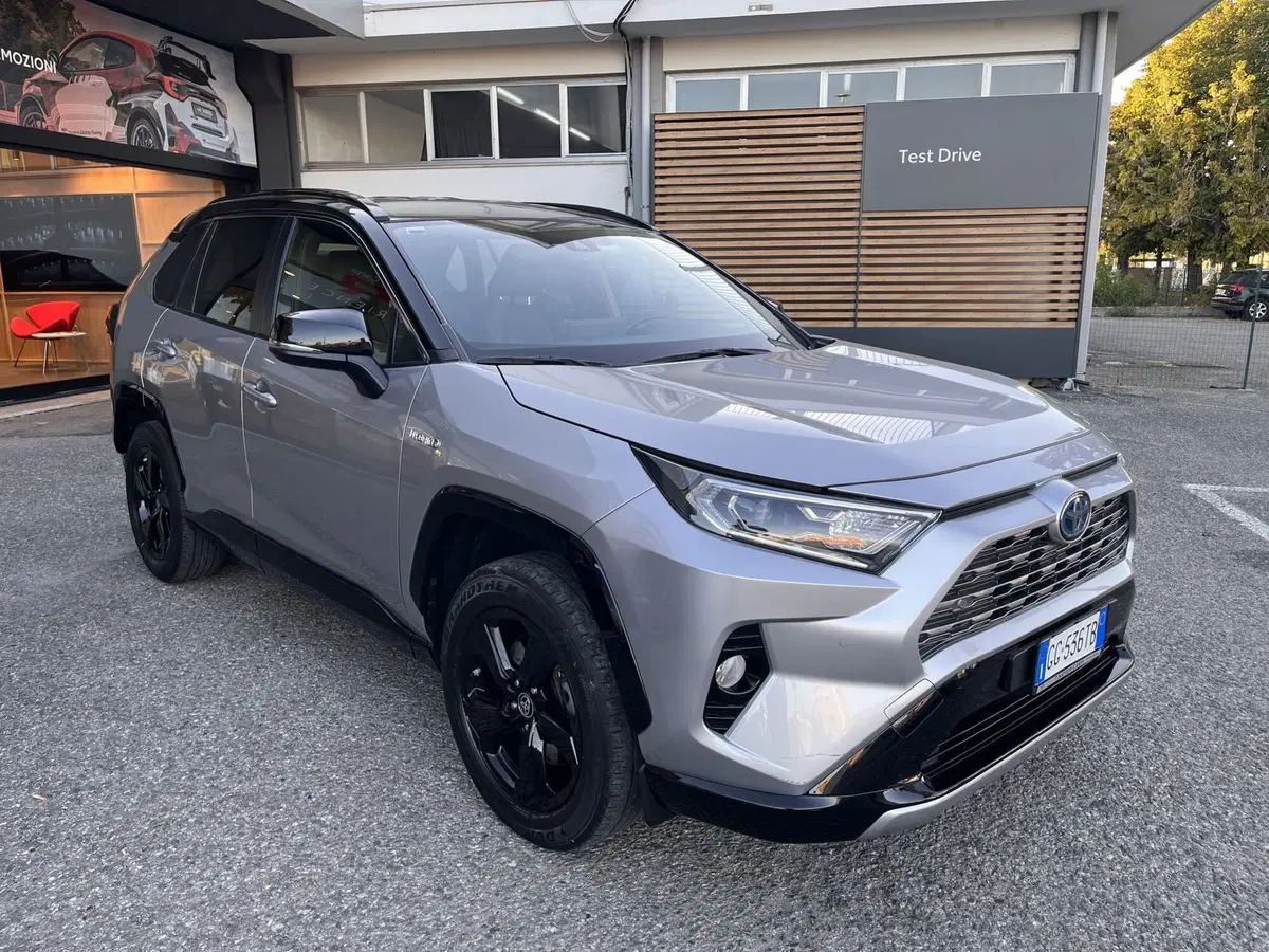 Toyota Rav4 usata a Modena (5)