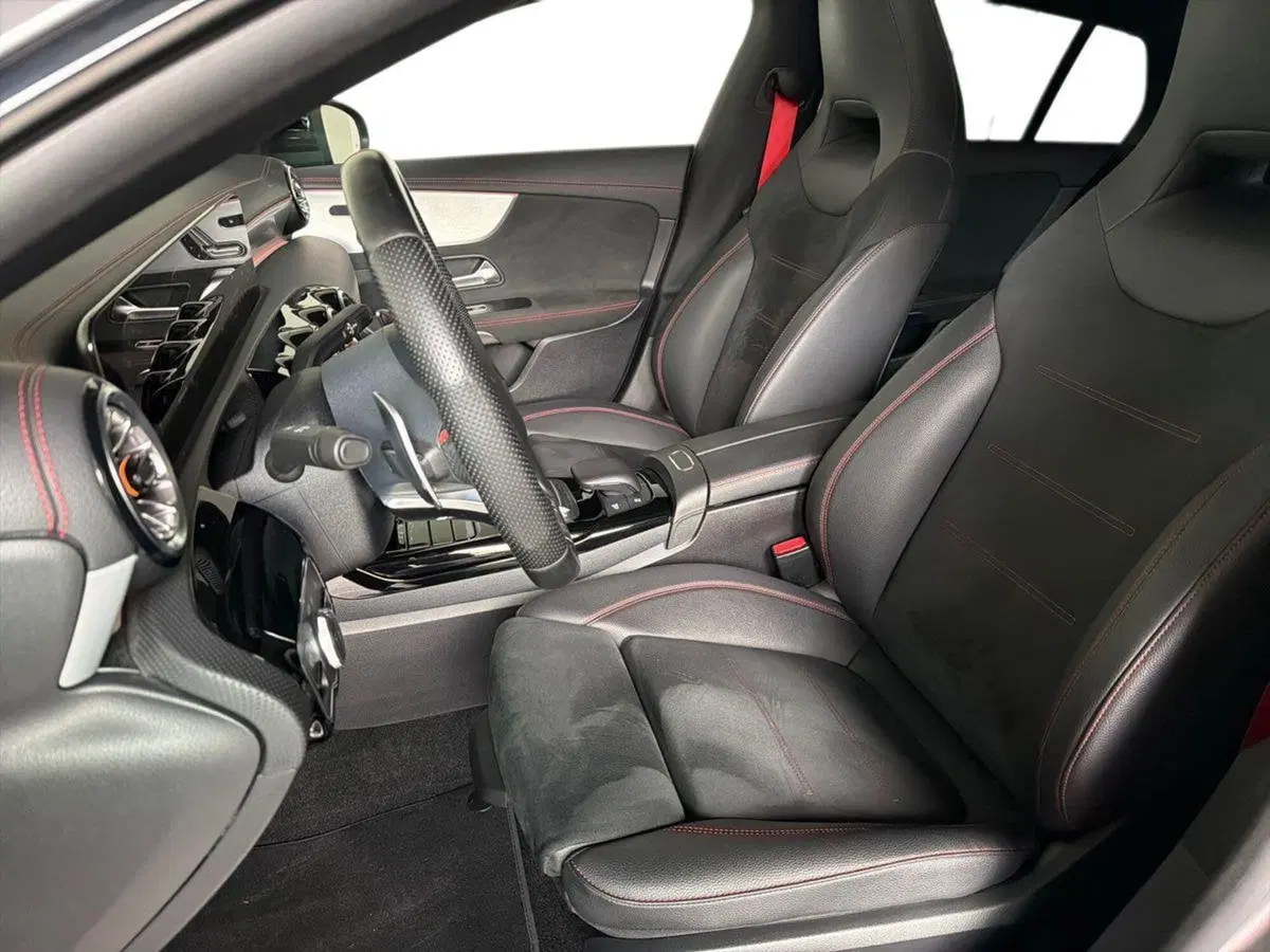 Mercedes-Benz CLA Shooting Brake usata a Bergamo (10)
