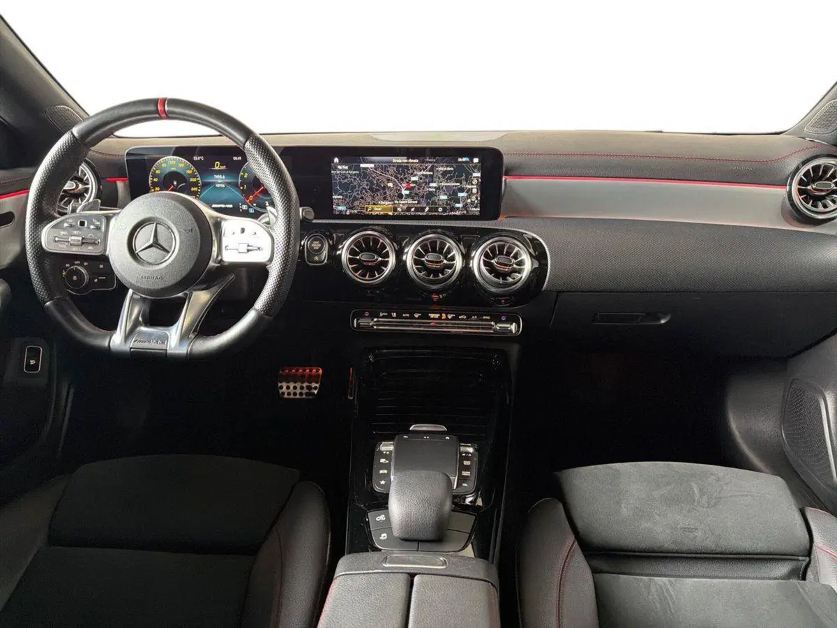 Mercedes-Benz CLA Shooting Brake usata a Bergamo (9)