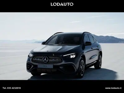 Mercedes-Benz GLA SUV 220 d AMG Line Premium Plus 4matic auto nuova a Verdellino