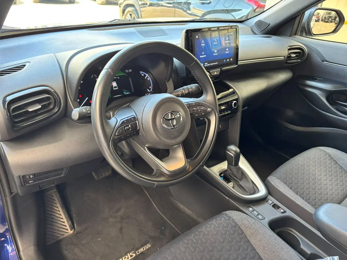 Toyota Yaris Cross usata a Modena (11)