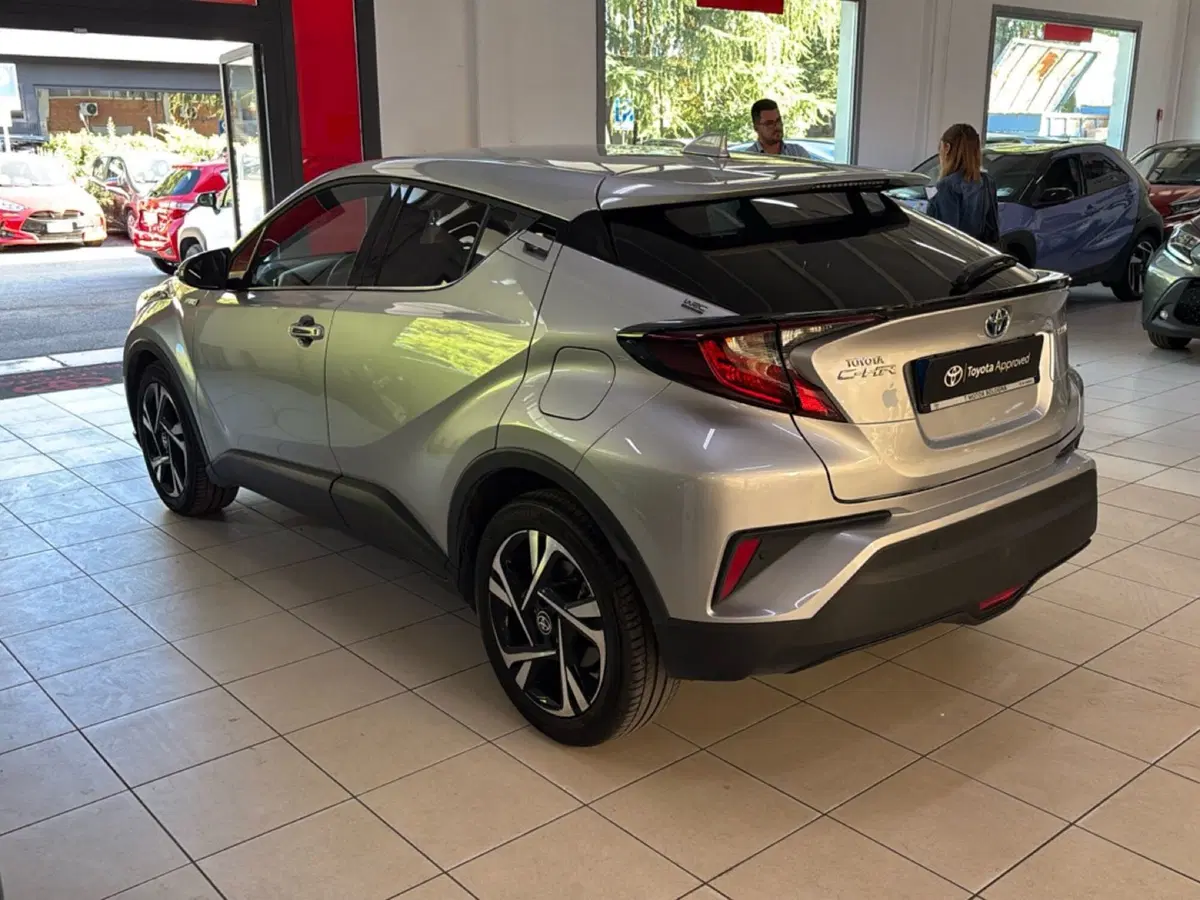 Toyota Toyota C-HR usata a Bologna (5)