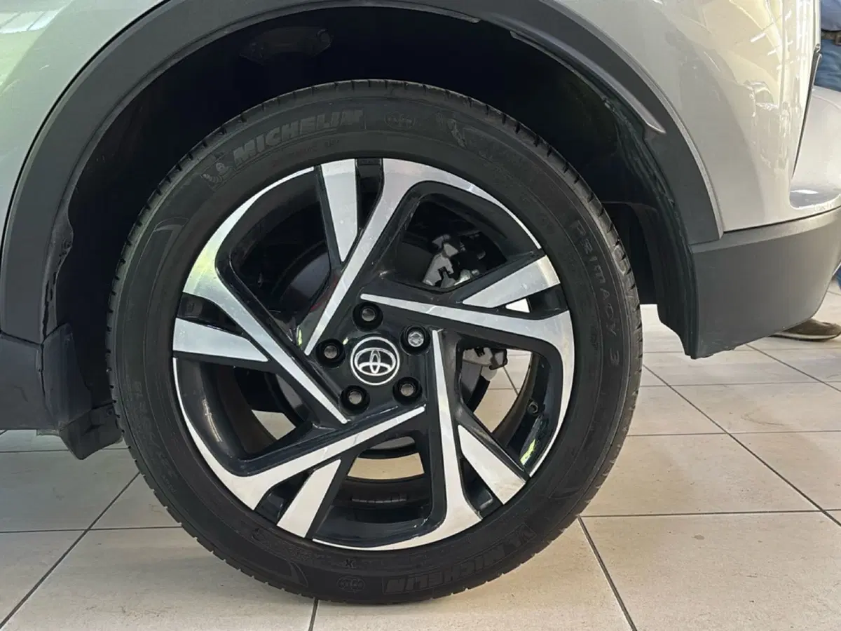 Toyota Toyota C-HR usata a Bologna (7)