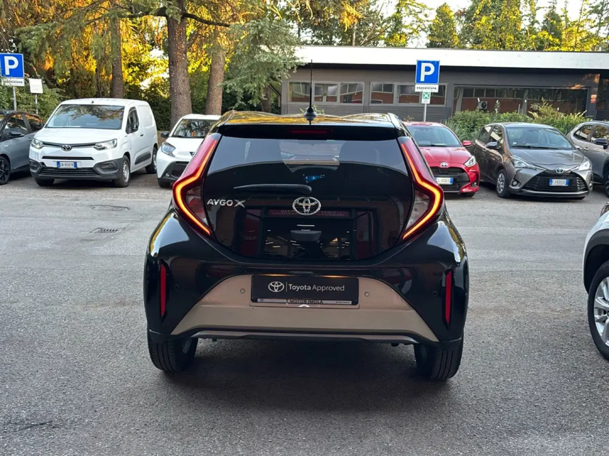 Toyota Aygo X usata a Bologna (4)