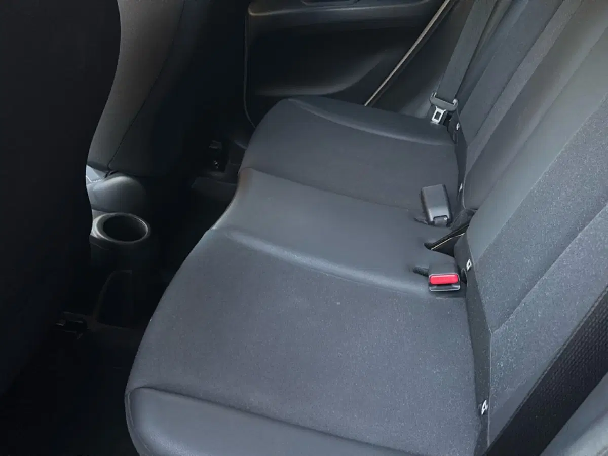Toyota Aygo X usata a Bologna (9)