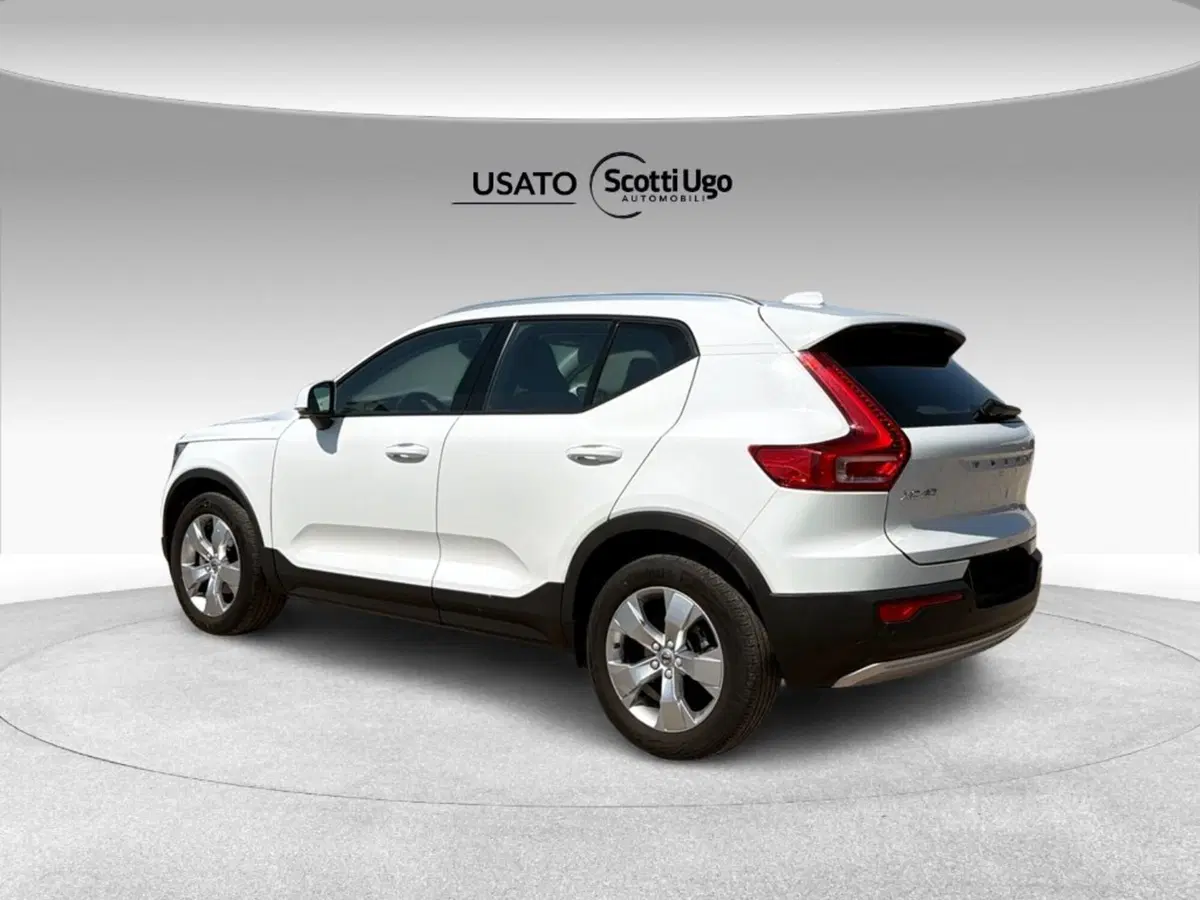 Volvo XC40 usata a Livorno (4)