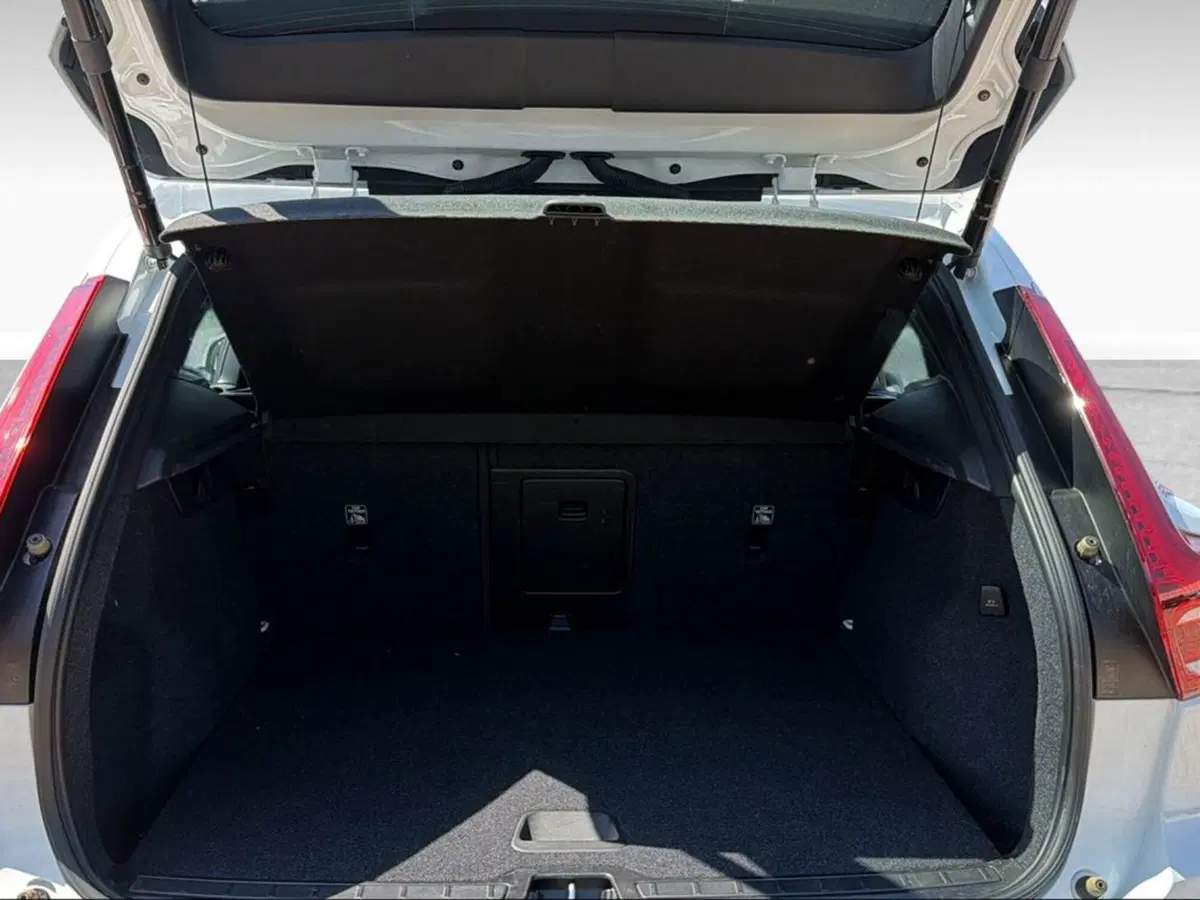Volvo XC40 usata a Livorno (6)