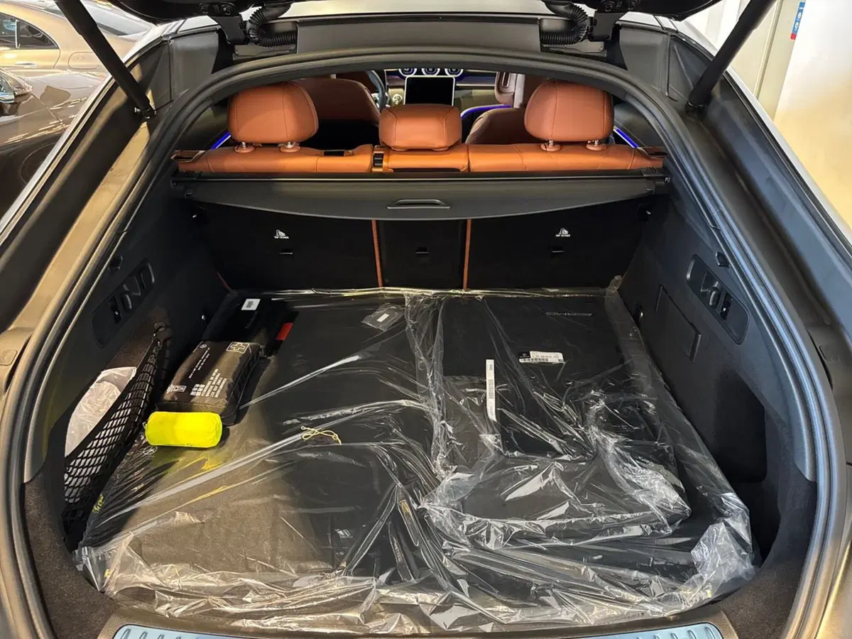 Mercedes-Benz GLC Coupé nuova a Bari (8)