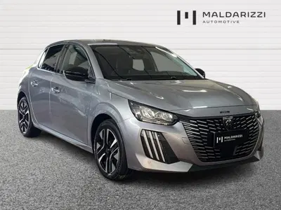 Peugeot 208 PureTech 100 Stop&Start 5 porte Allure del 2025 usata a Bari