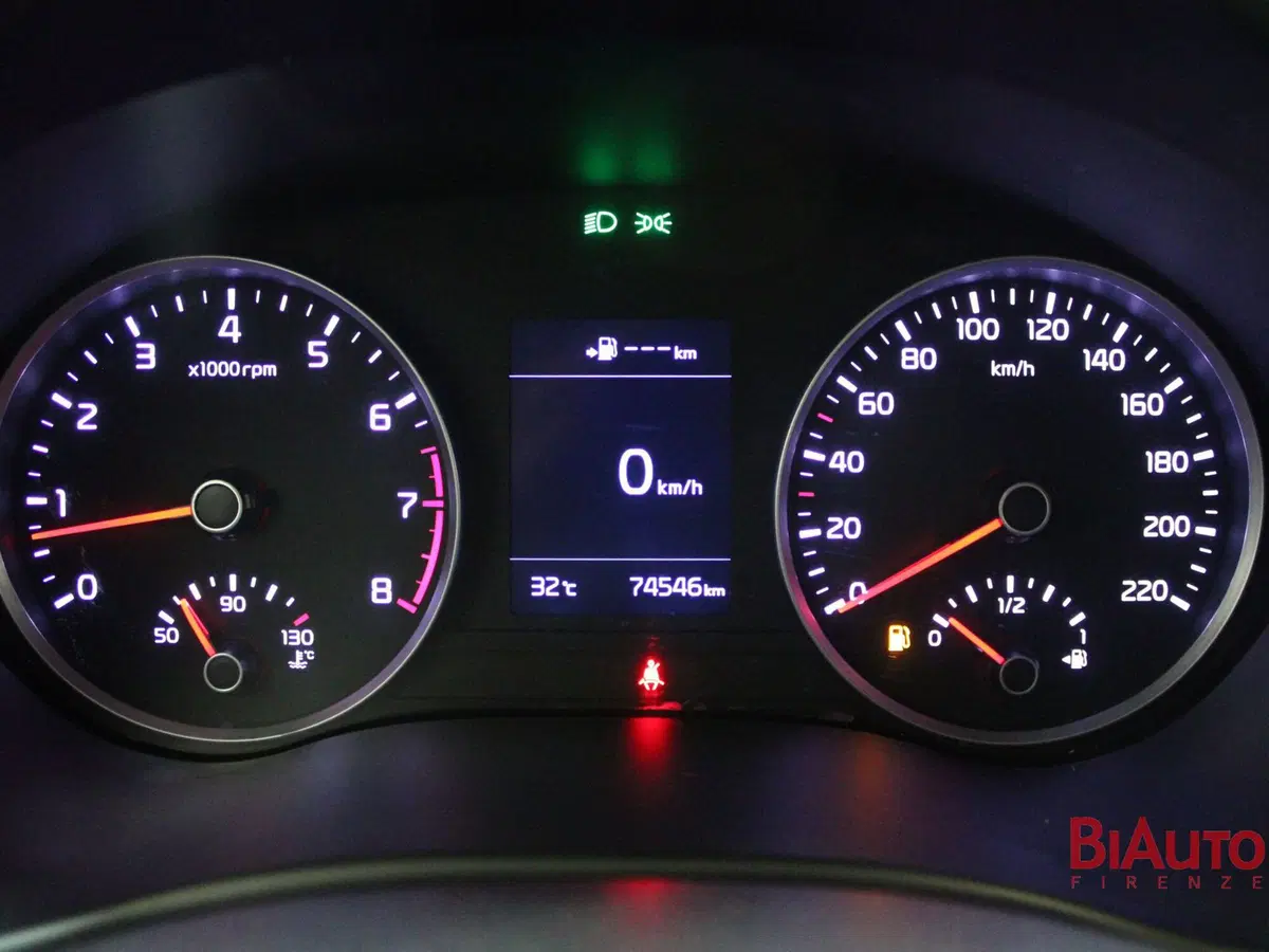 Kia Stonic usata a Firenze (11)