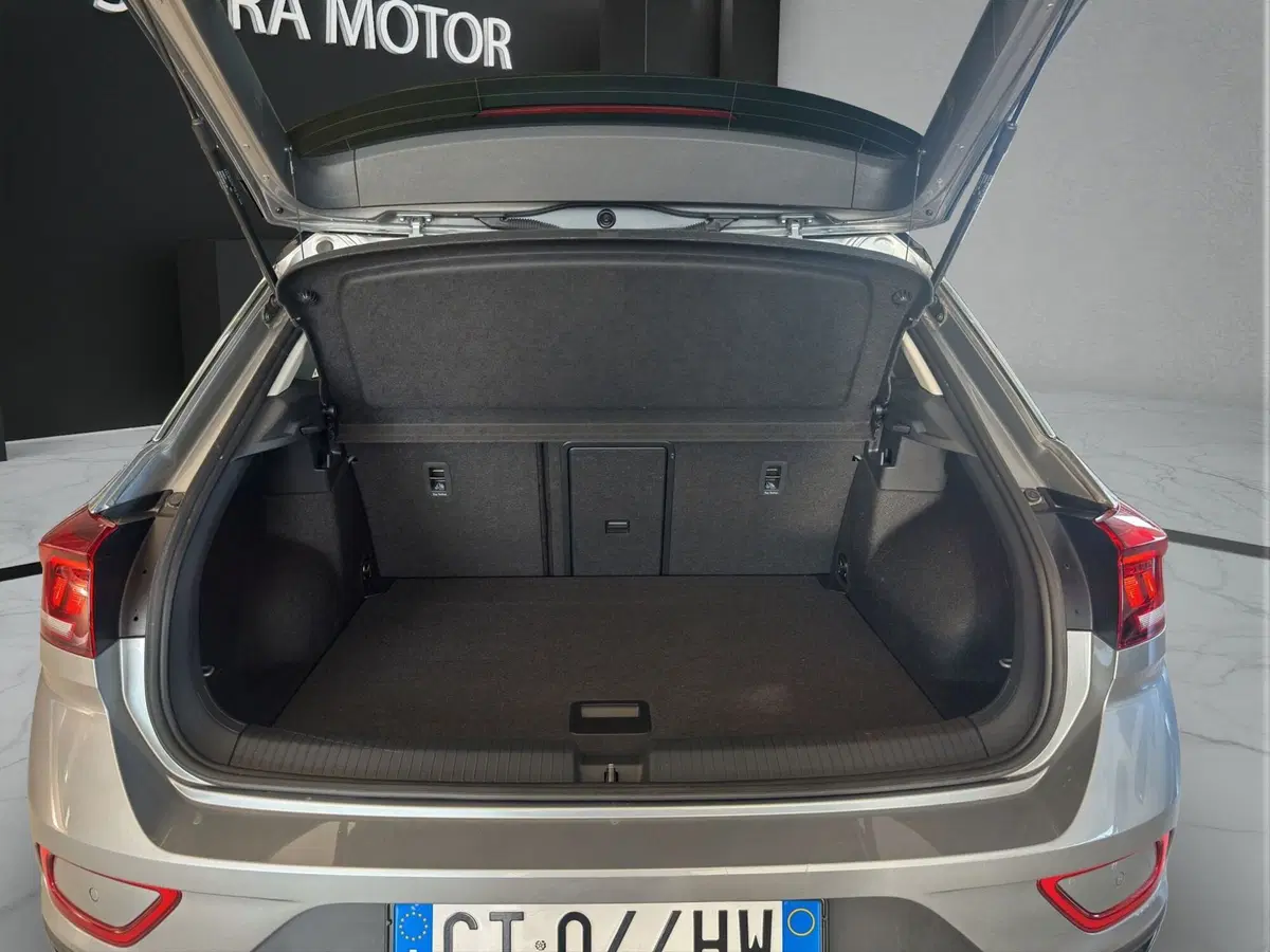 Volkswagen T-Roc usata a Cosenza (20)