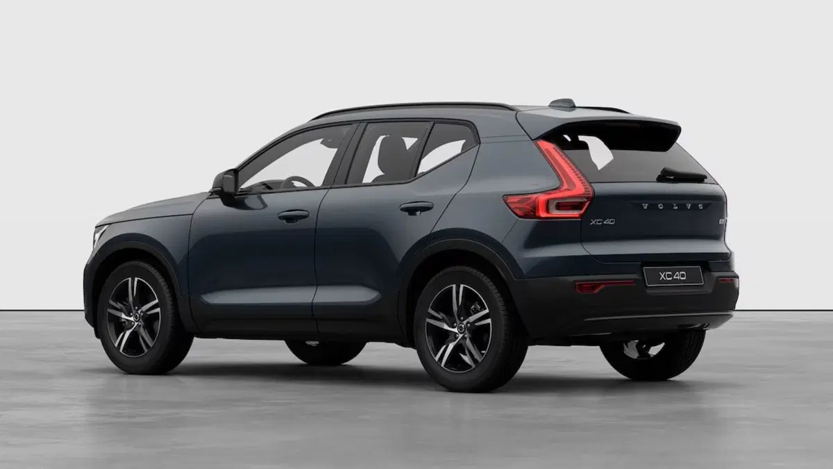 Volvo XC40 nuova a Como (5)