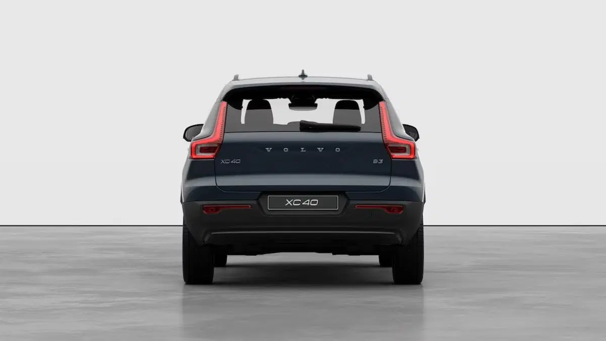 Volvo XC40 nuova a Como (6)