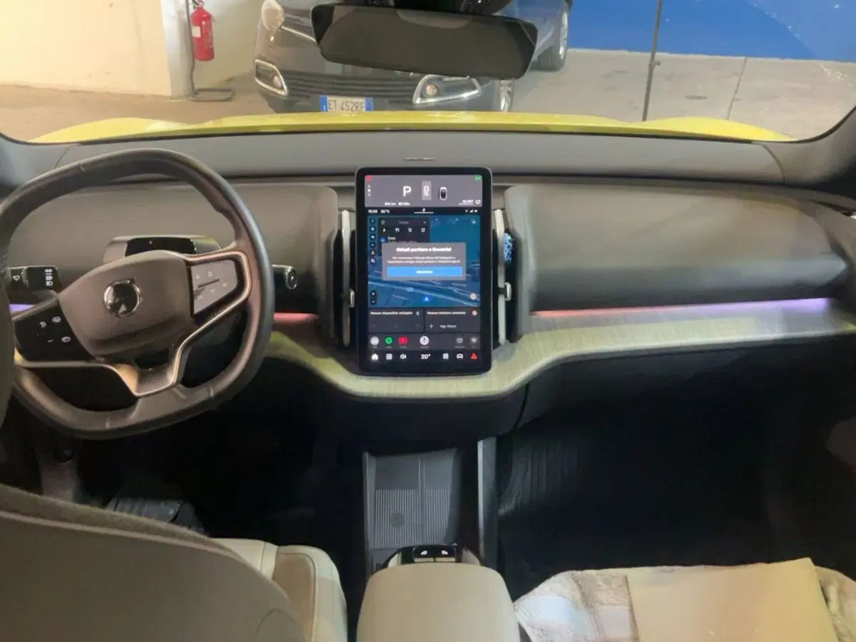 Volvo EX30 usata a Como (6)