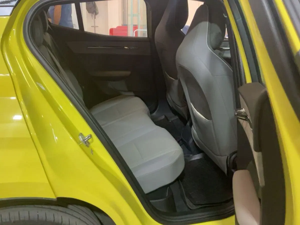 Volvo EX30 usata a Como (8)