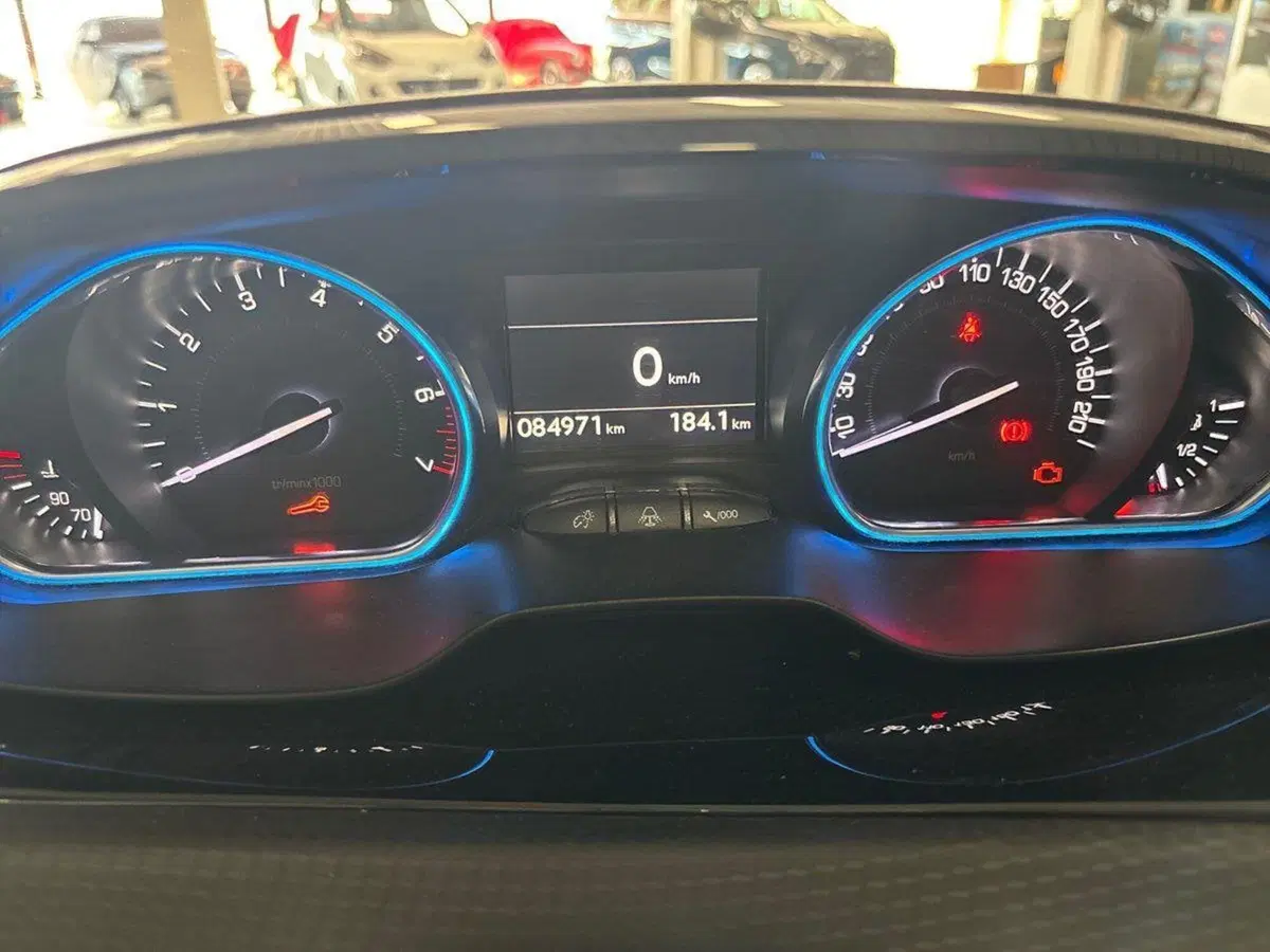 Peugeot 2008 usata a Torino (9)