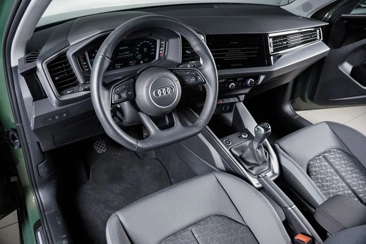 Audi A1 allstreet usata a Perugia (15)