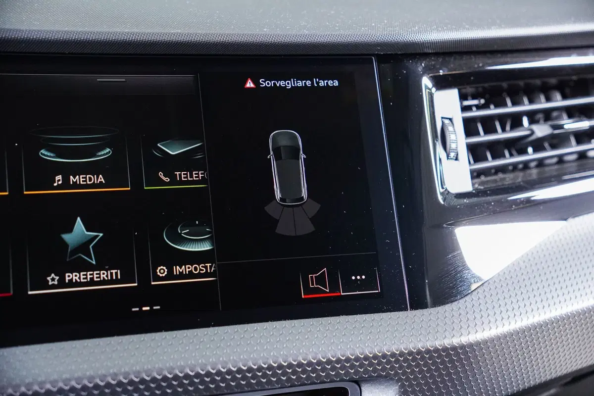 Audi A1 allstreet usata a Perugia (19)