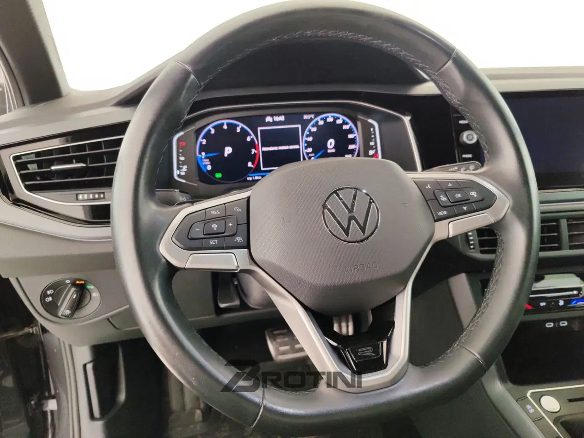 Volkswagen Taigo usata a Massa-Carrara (13)