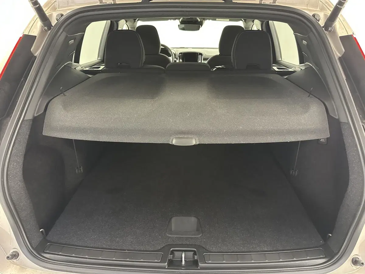 Volvo XC40 usata a Bergamo (12)