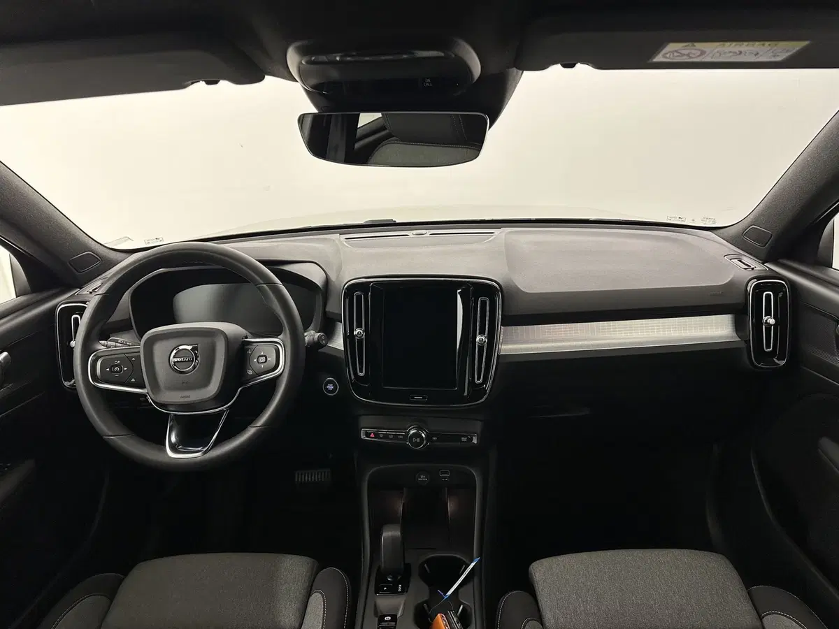 Volvo XC40 usata a Bergamo (4)