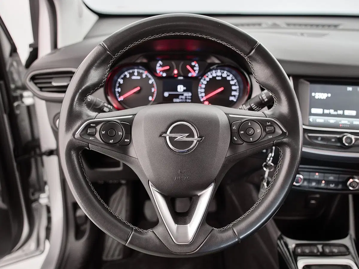 Opel Crossland usata a Prato (10)