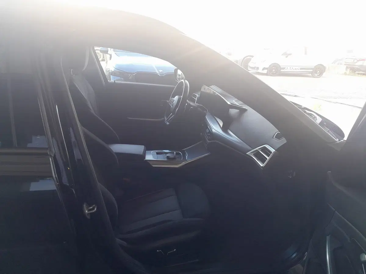 BMW Serie 3 Touring usata a Asti (11)