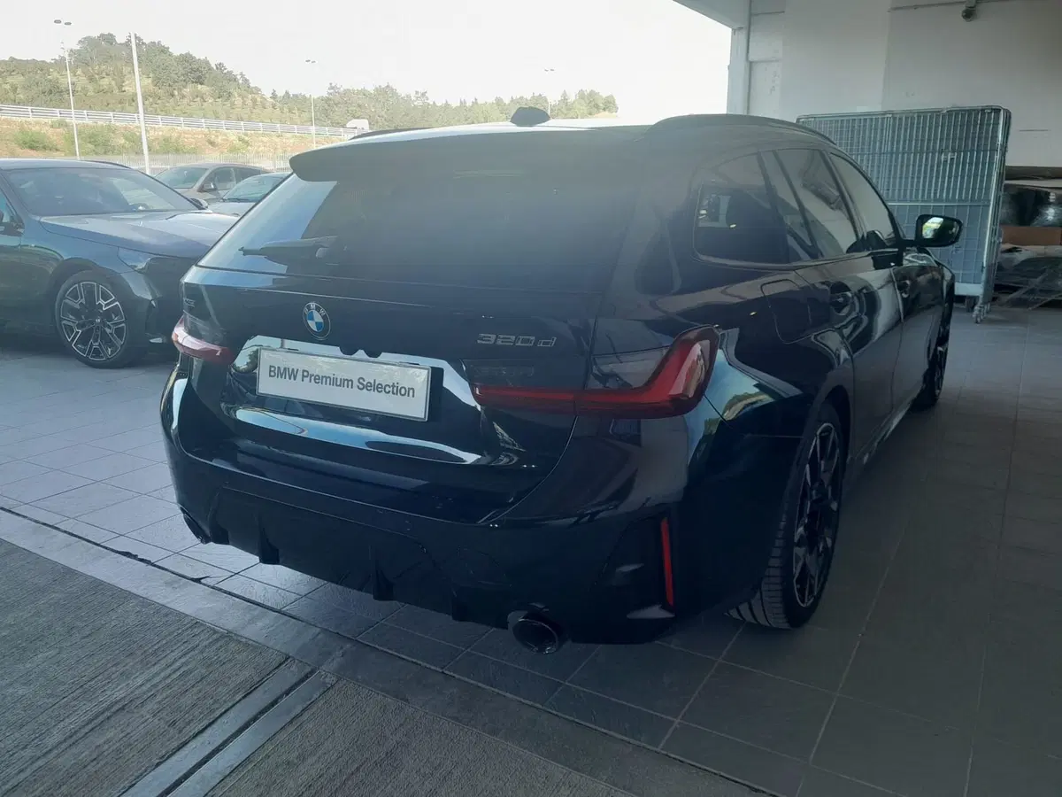 BMW Serie 3 Touring usata a Asti (5)