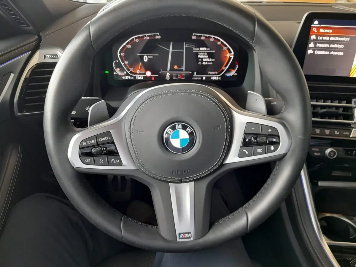 BMW Serie 8 Cabrio usata a Asti (16)