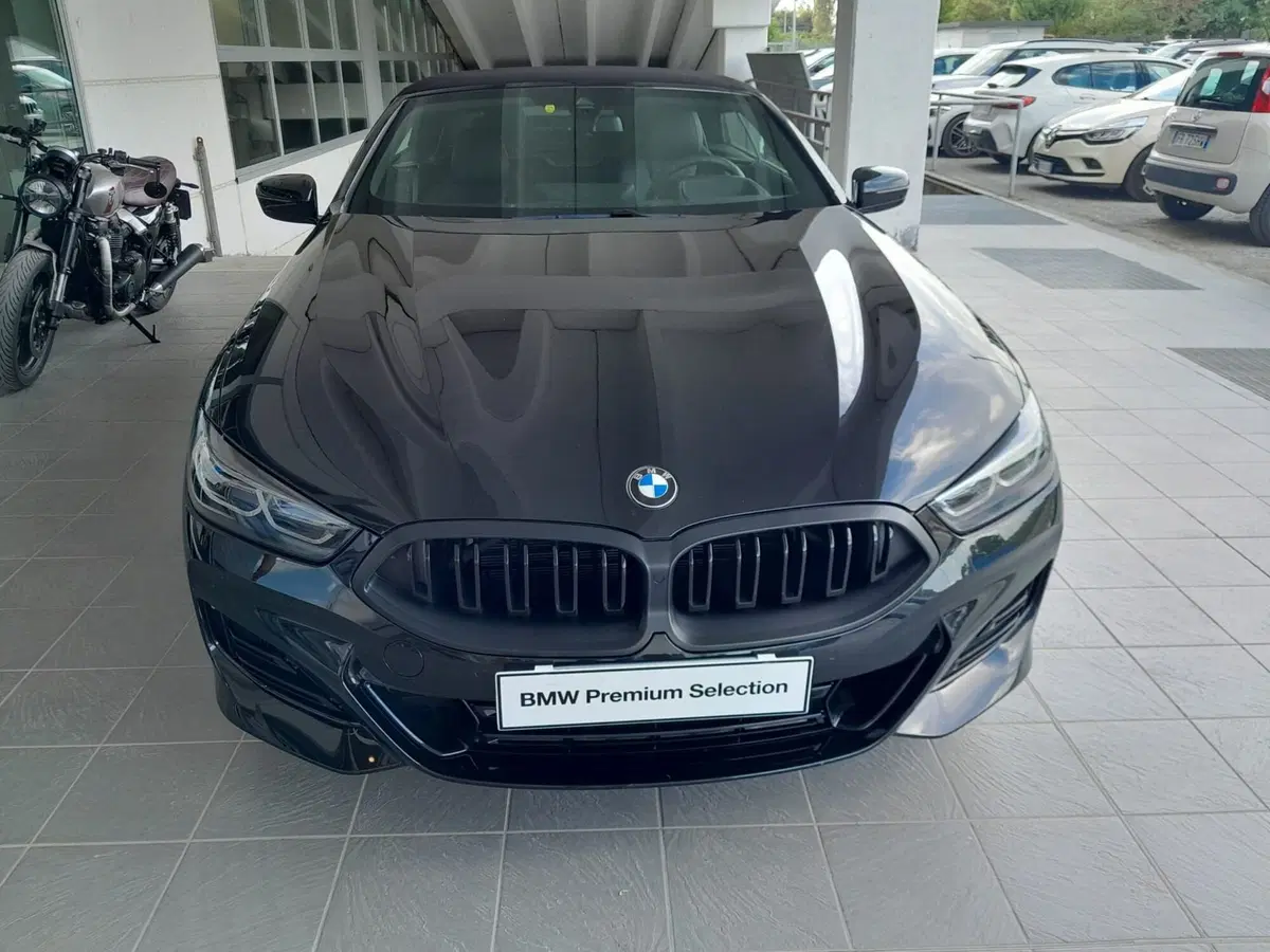 BMW Serie 8 Cabrio usata a Asti (3)