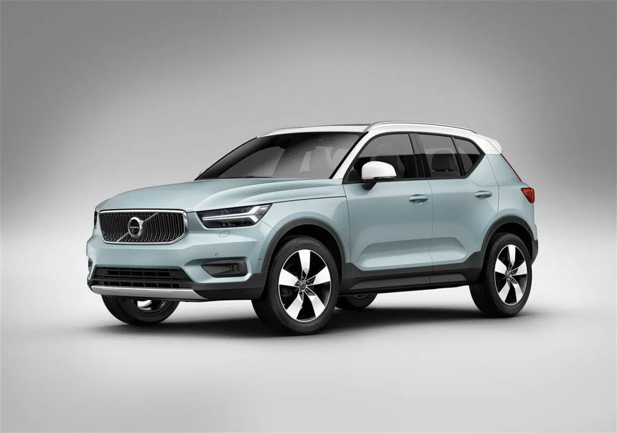Volvo XC40 usata a Palermo (13)