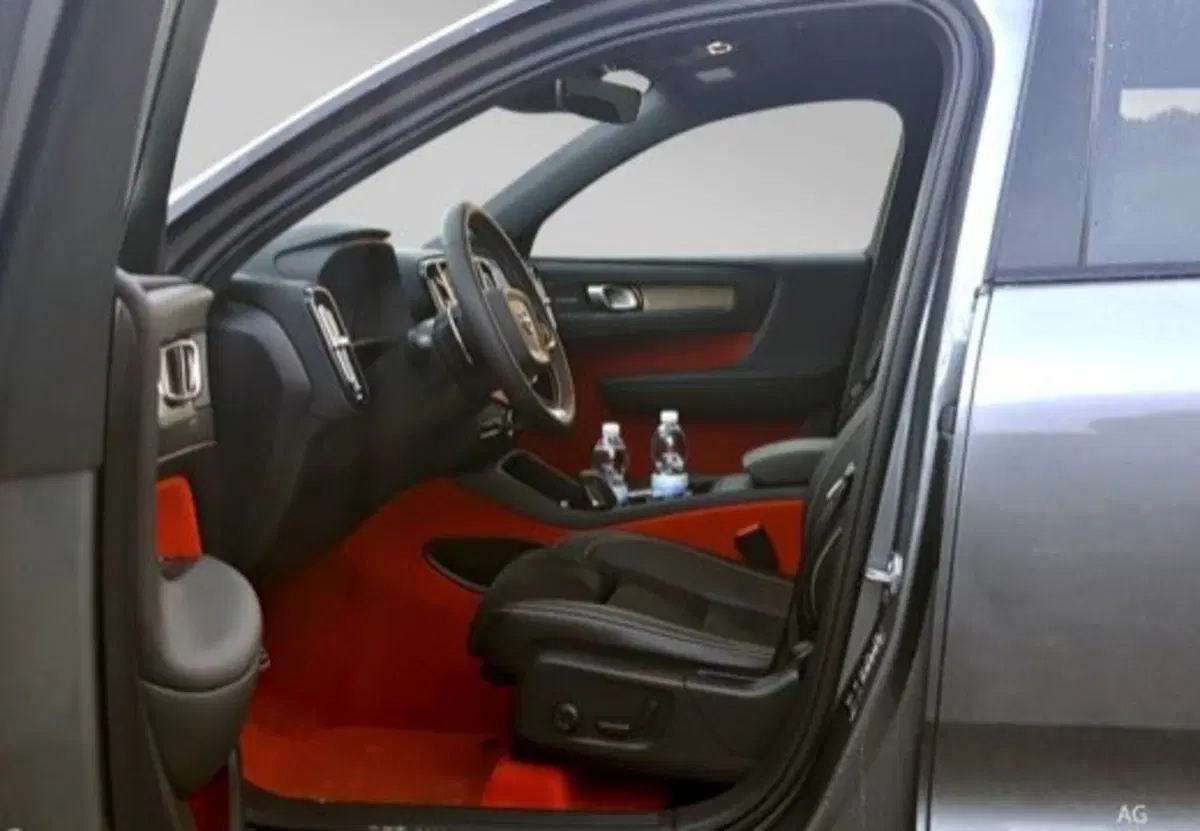 Volvo XC40 usata a Palermo (15)