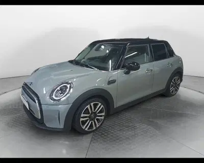 MINI Mini 1.5 Cooper Classic 5 porte del 2022 usata a Teverola