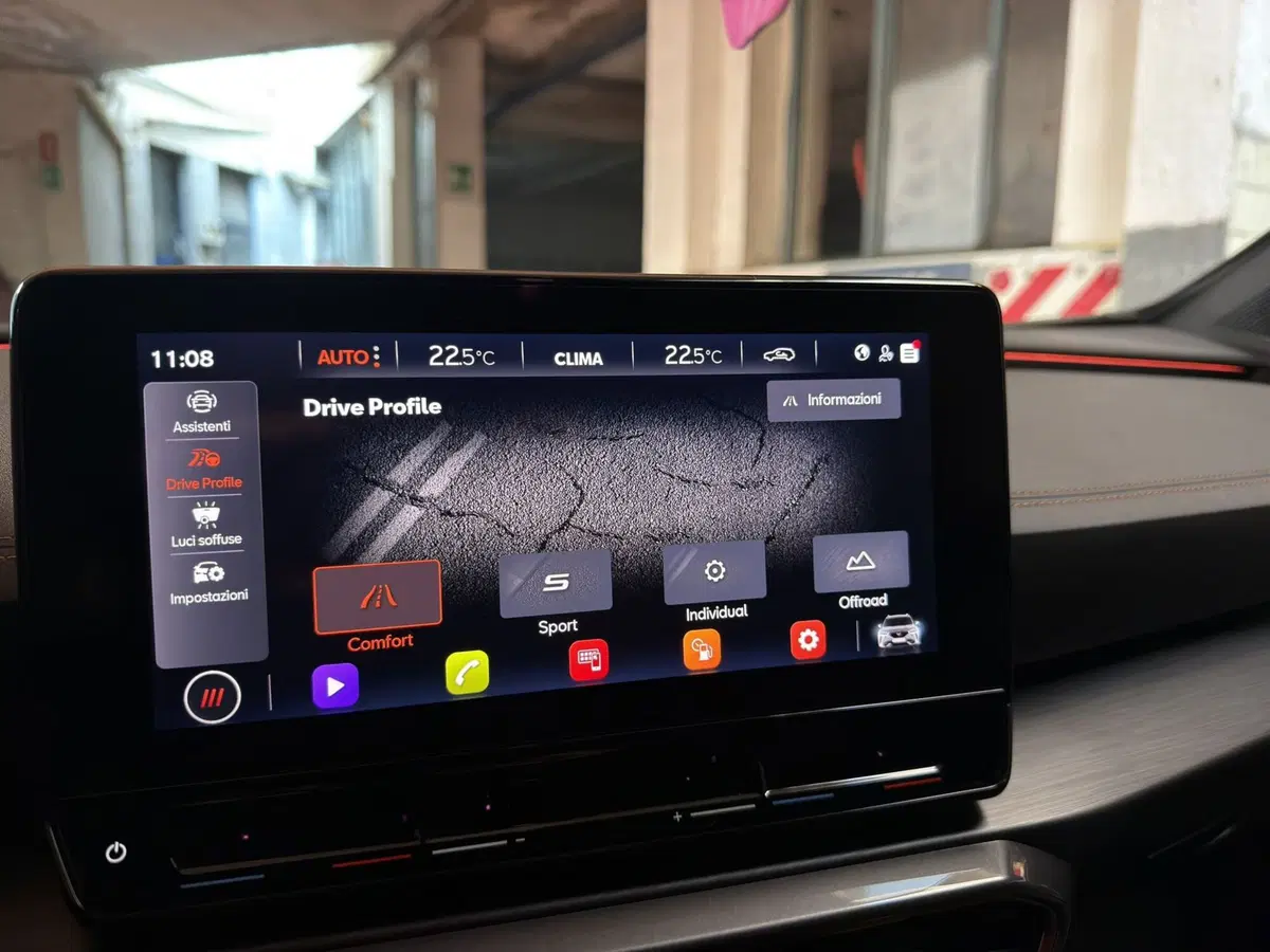 Cupra Formentor usata a Milano (18)