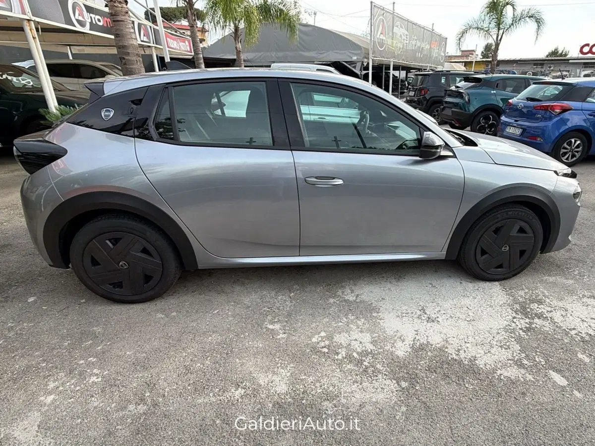 Lancia Ypsilon usata a Salerno (13)