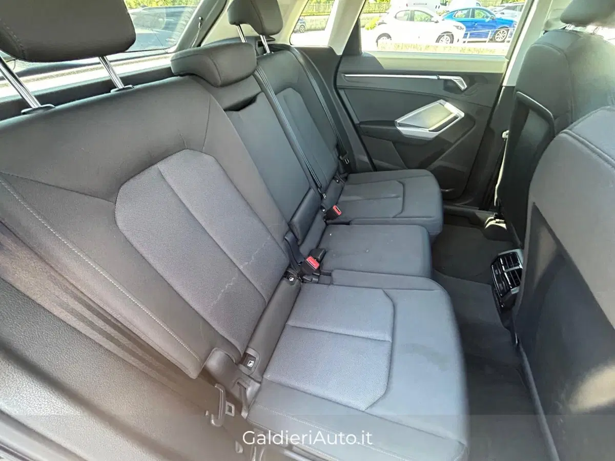 Audi Q3 usata a Salerno (10)