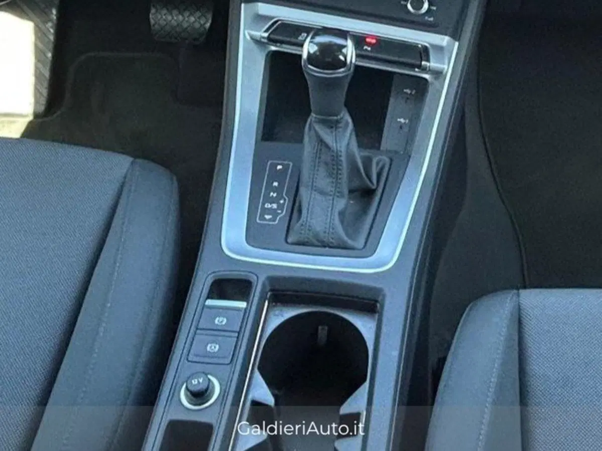 Audi Q3 usata a Salerno (6)