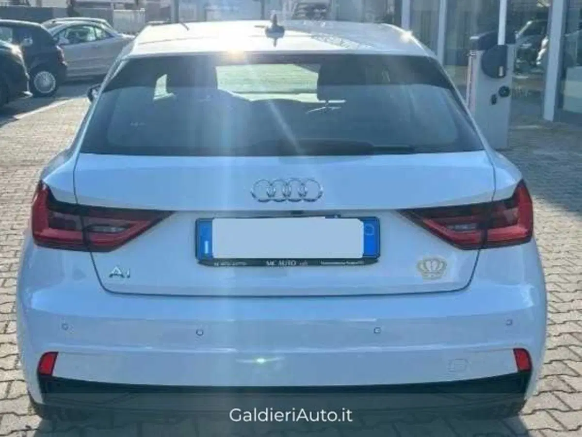 Audi A1 Sportback nuova a Salerno (10)