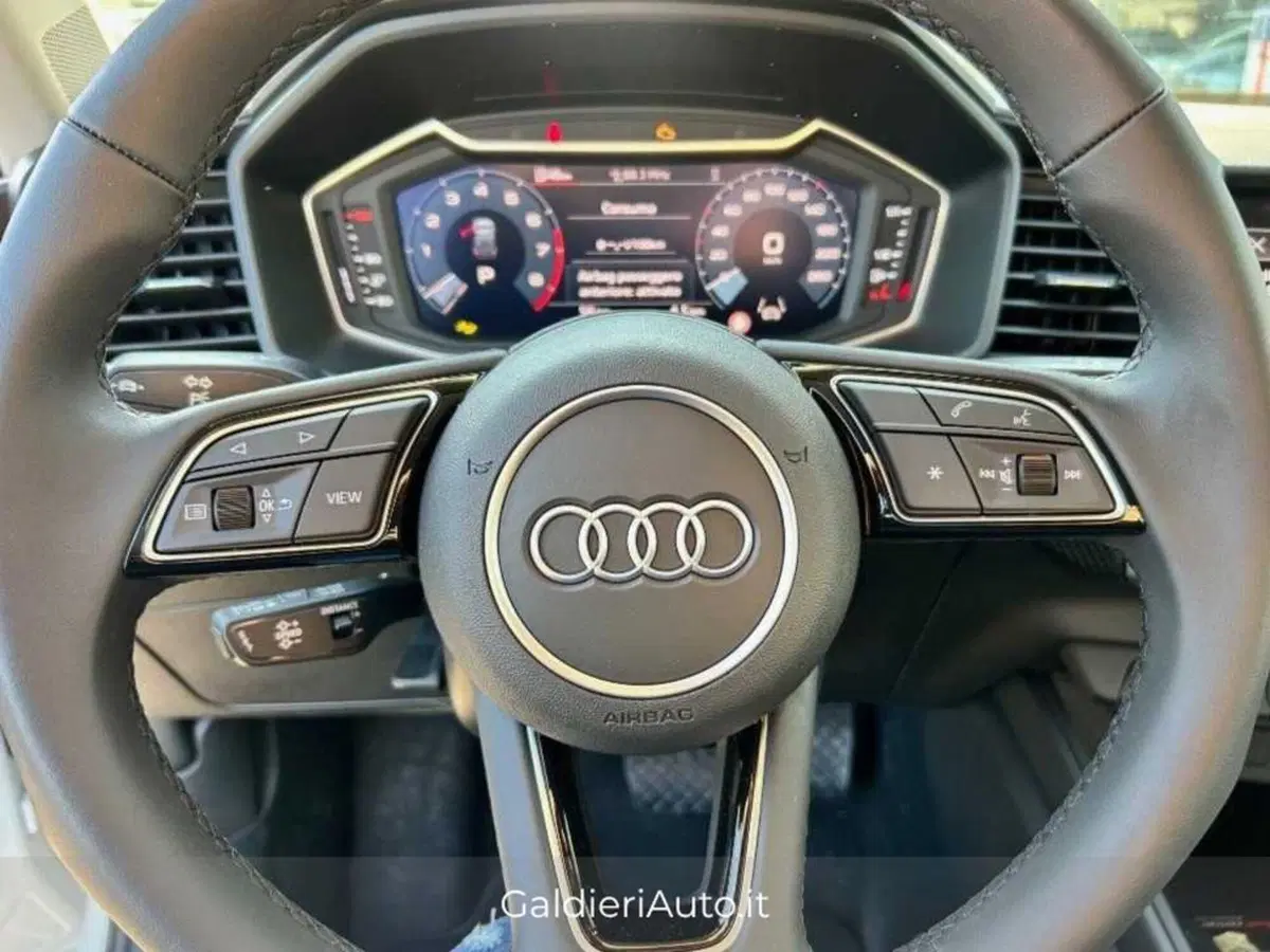 Audi A1 Sportback nuova a Salerno (11)