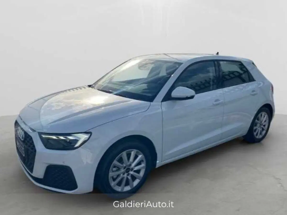 Audi A1 Sportback nuova a Salerno (20)
