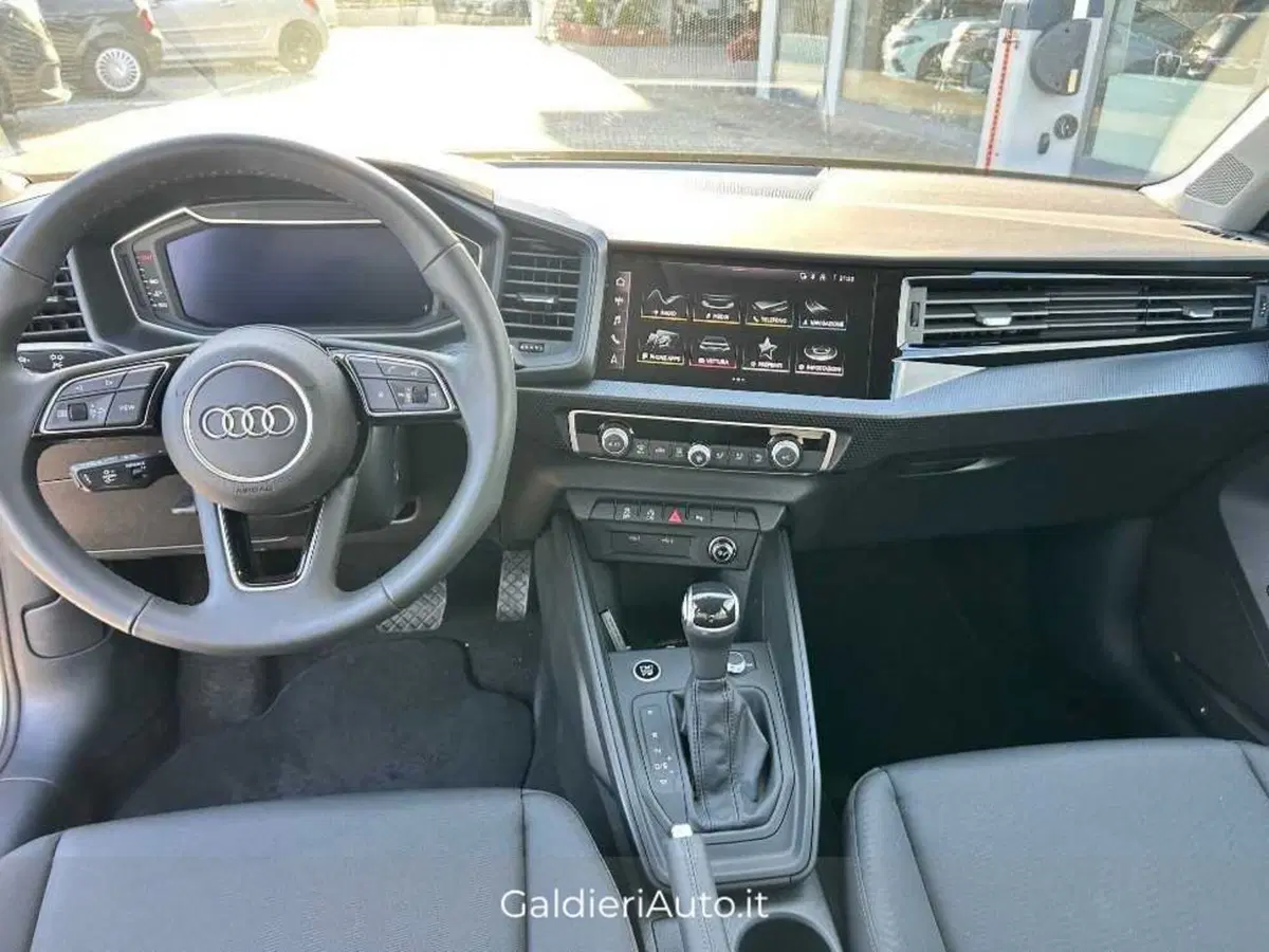 Audi A1 Sportback nuova a Salerno (5)