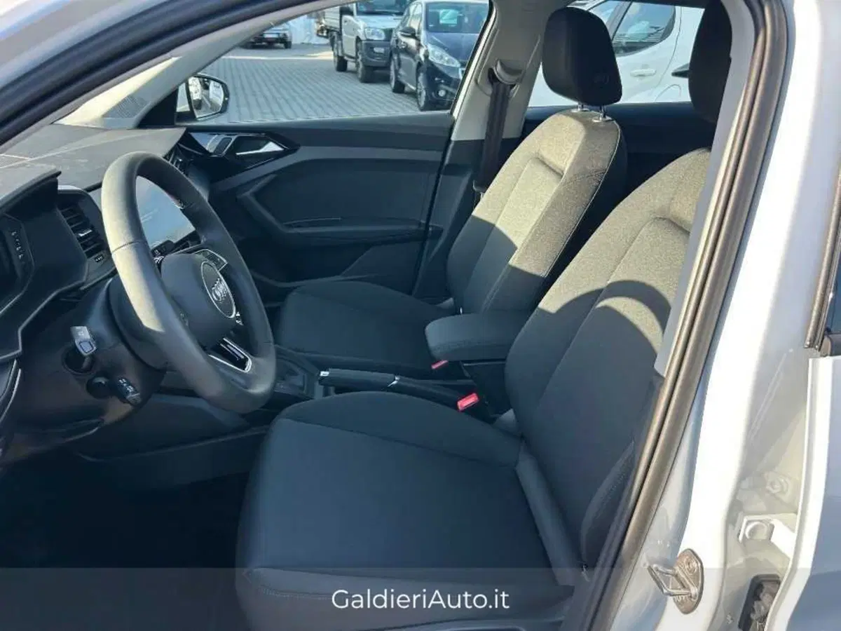 Audi A1 Sportback nuova a Salerno (6)