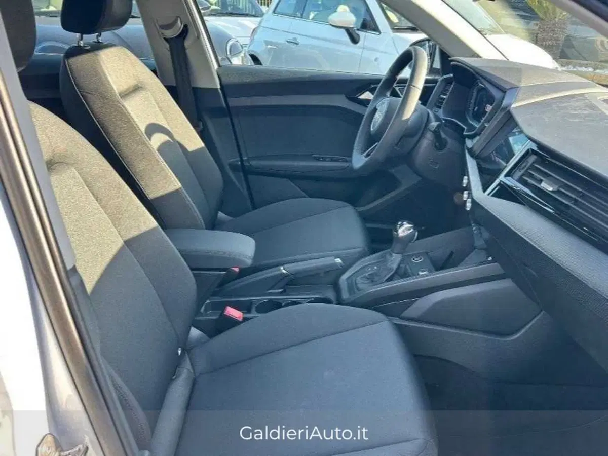 Audi A1 Sportback nuova a Salerno (8)