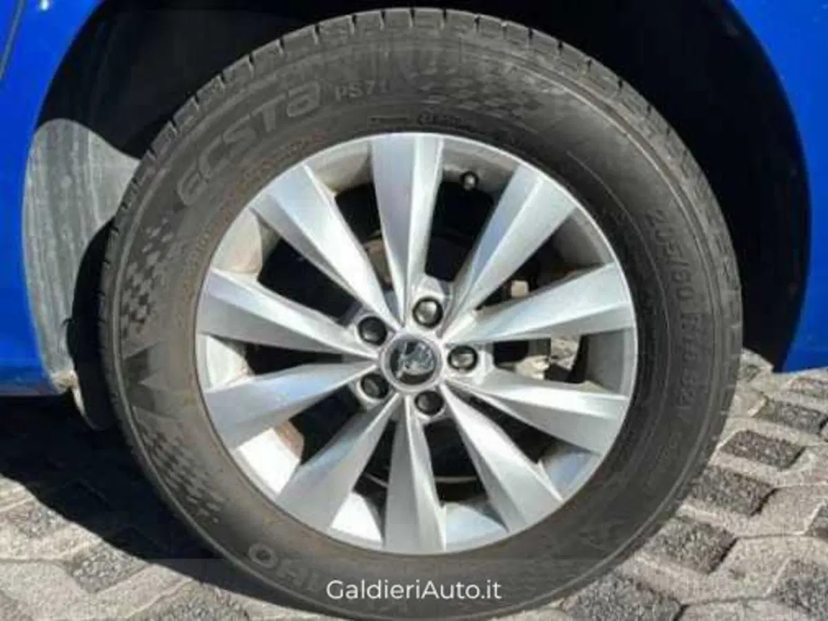 Skoda Kamiq usata a Salerno (15)