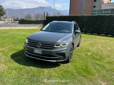 Volkswagen Tiguan 2.0 tdi Elegance 150cv dsg del 2021 usata a Fisciano